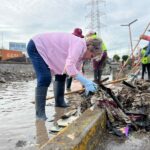 Realizan jornada de limpieza en Los Reyes La Paz para prevenir inundaciones